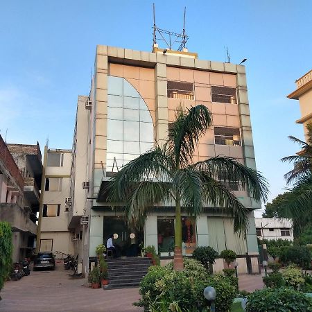 Varanasi Palace Buitenkant foto